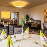 B&s Am Bachhaus Hotell 3*